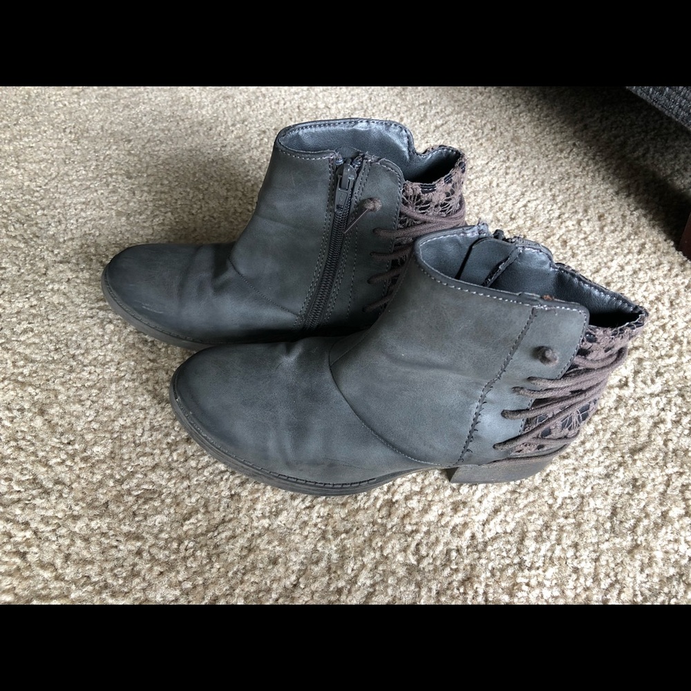 Girls Booties Size 3